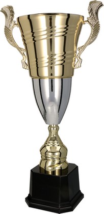 Puchary złoto-srebrne z przykrywką