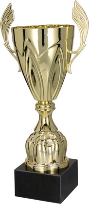 Złoty puchar z przykrywką