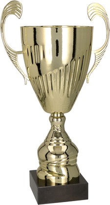 Złoty puchar z przykrywką