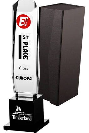 Kryształ z kolorowym grawerem