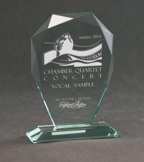 Trofeum szklane grawerowane z etui