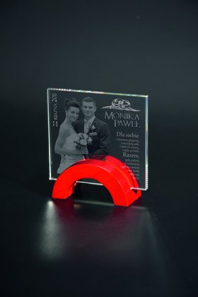 Trofeum szklane z podstawką grawerowane