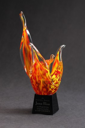 Trofeum szklane - ogień z grawerem