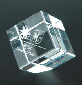 Trofeum szklane grawerowane z etui